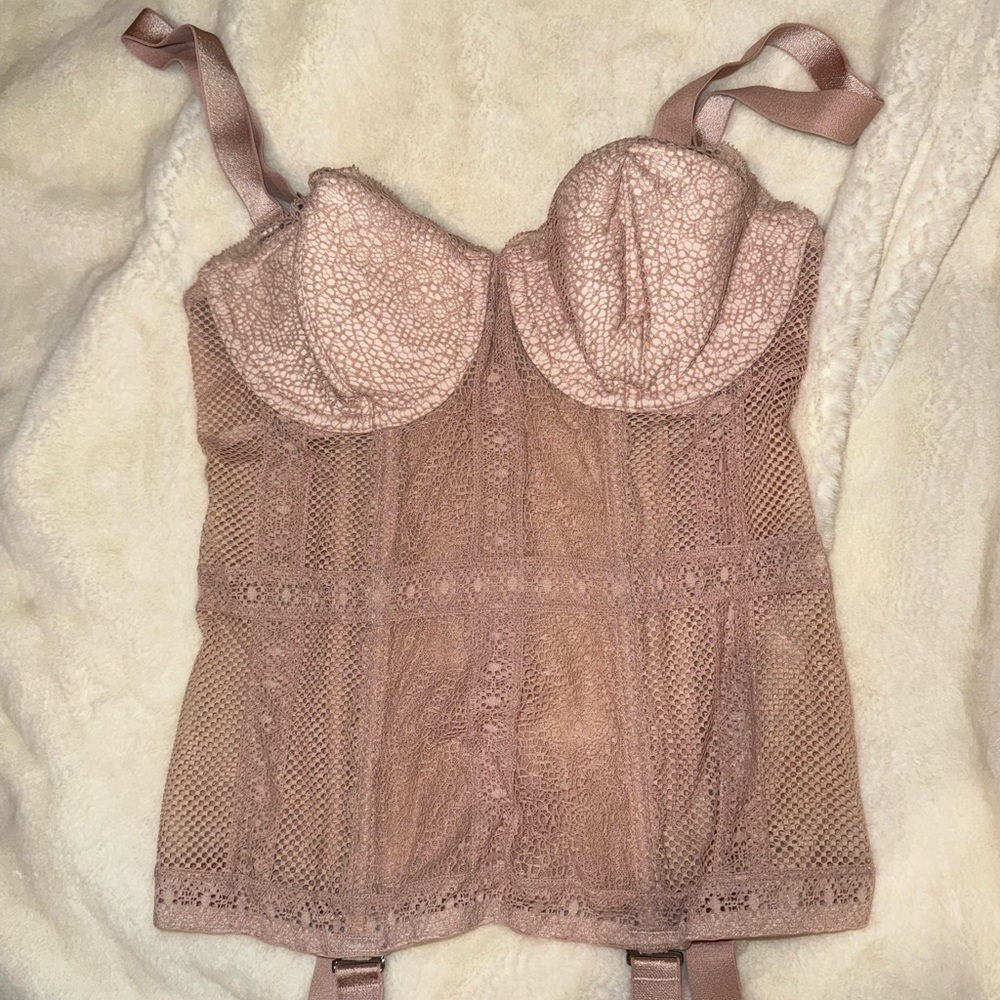 Elegant Lace Bustier Corset Top with Adjustable Straps